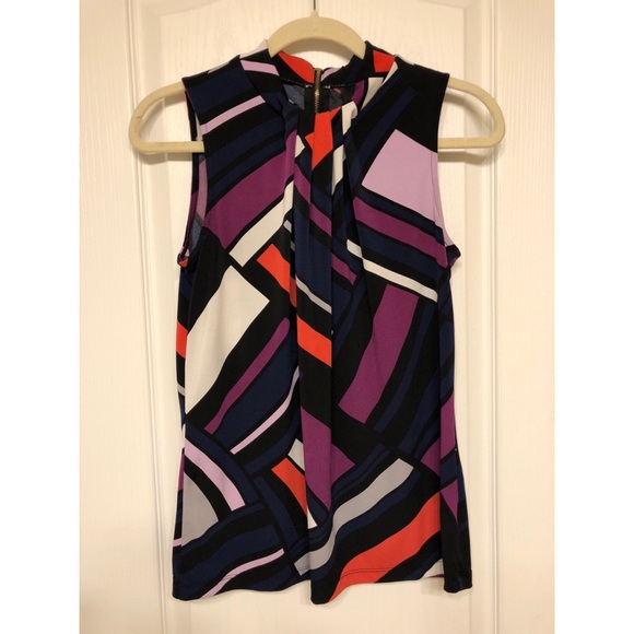 Colorblock Sleeveless Blouse - Picture 1 of 3